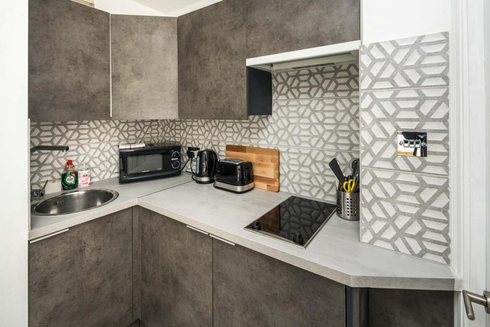 New Sleek & Modern Studio In The Heart Of Chelsea London Ngoại thất bức ảnh
